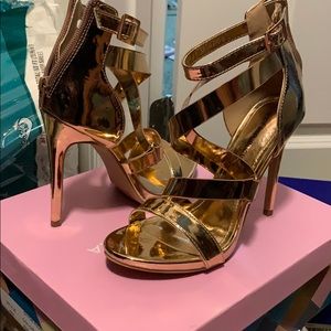 Shoe Republic Knot Heels